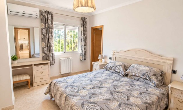 Sale - Detached Villa -
Algorfa - Montemar