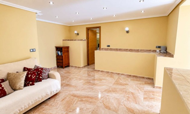 Sale - Detached Villa -
Algorfa - Montemar