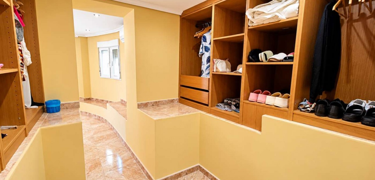 Sale - Detached Villa -
Algorfa - Montemar
