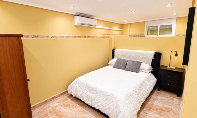 Sale - Detached Villa -
Algorfa - Montemar