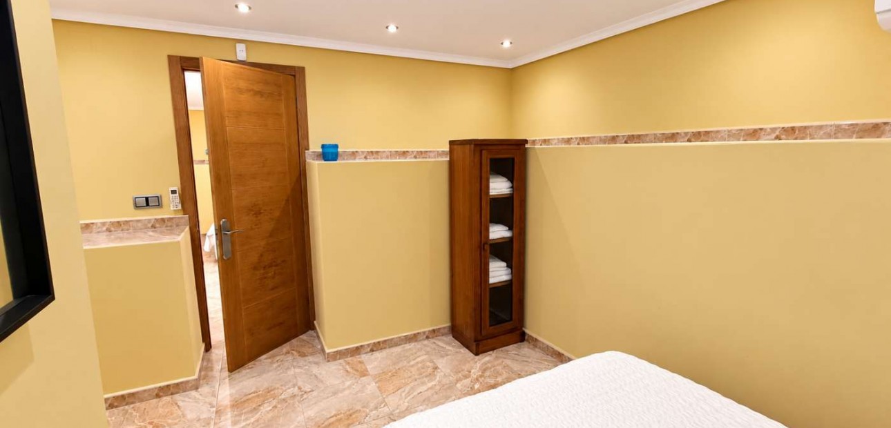 Sale - Detached Villa -
Algorfa - Montemar