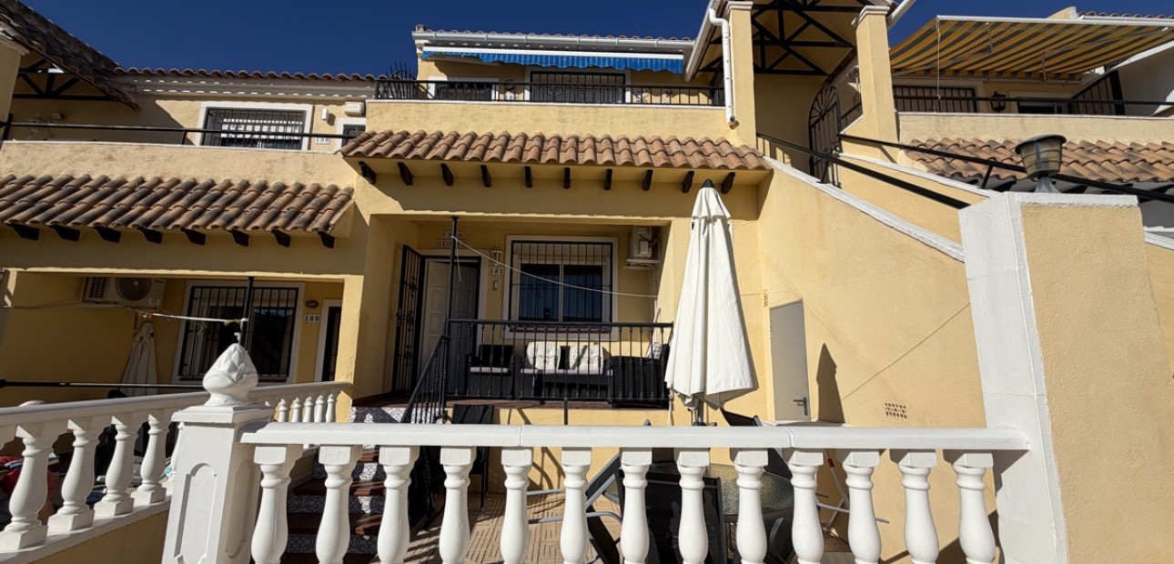 Venta - Apartamento / piso -
Orihuela Costa - Villamartin