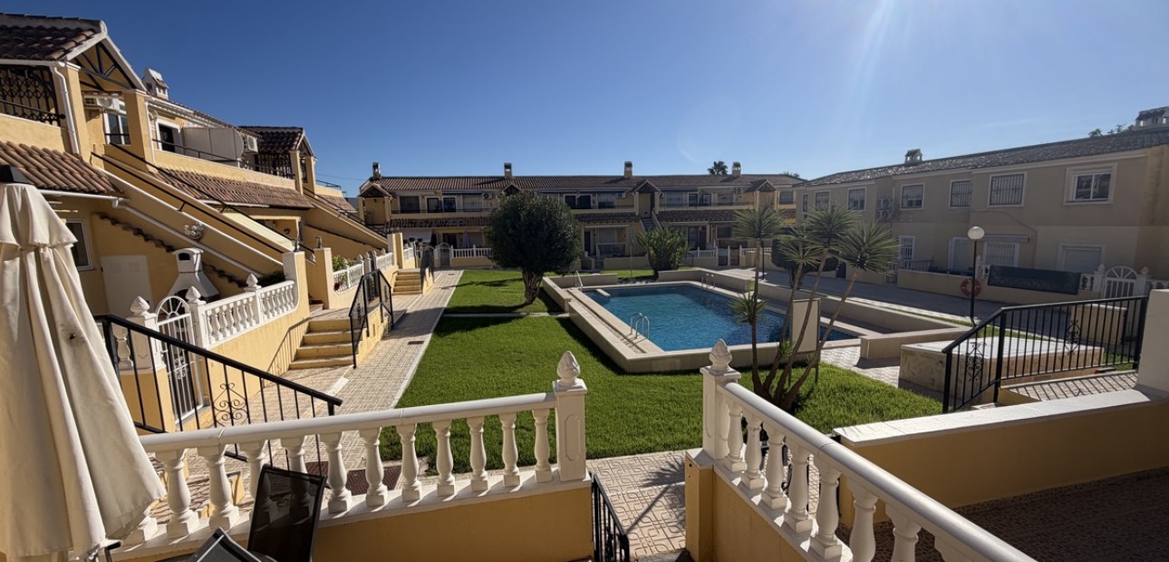 Venta - Apartamento / piso -
Orihuela Costa - Villamartin