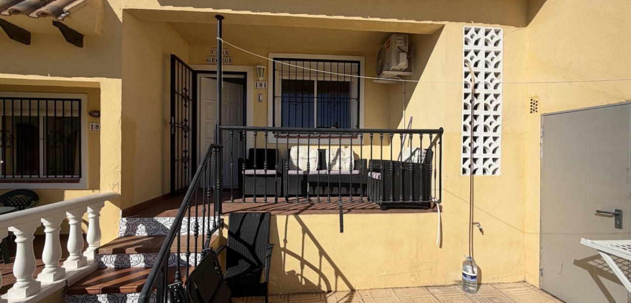 Venta - Apartamento / piso -
Orihuela Costa - Villamartin