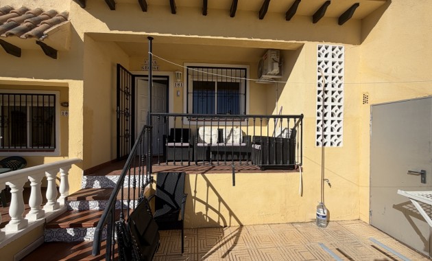 Venta - Apartamento / piso -
Orihuela Costa - Villamartin