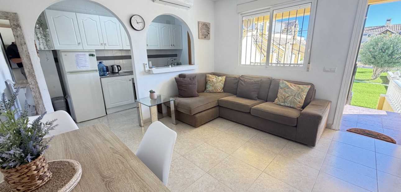 Venta - Apartamento / piso -
Orihuela Costa - Villamartin