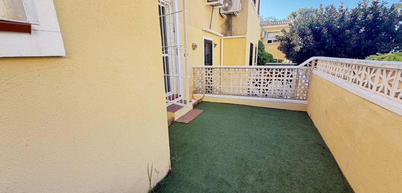 Venta - Apartamento / piso -
Orihuela Costa - Villamartin