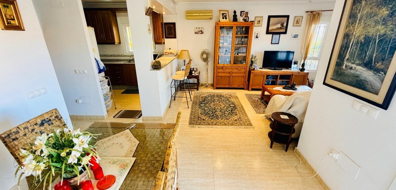 Sale - Detached Villa -
Los Montesinos - La Herrada