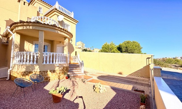 Sale - Semi Detached Villa -
Ciudad Quesada - La Marquesa