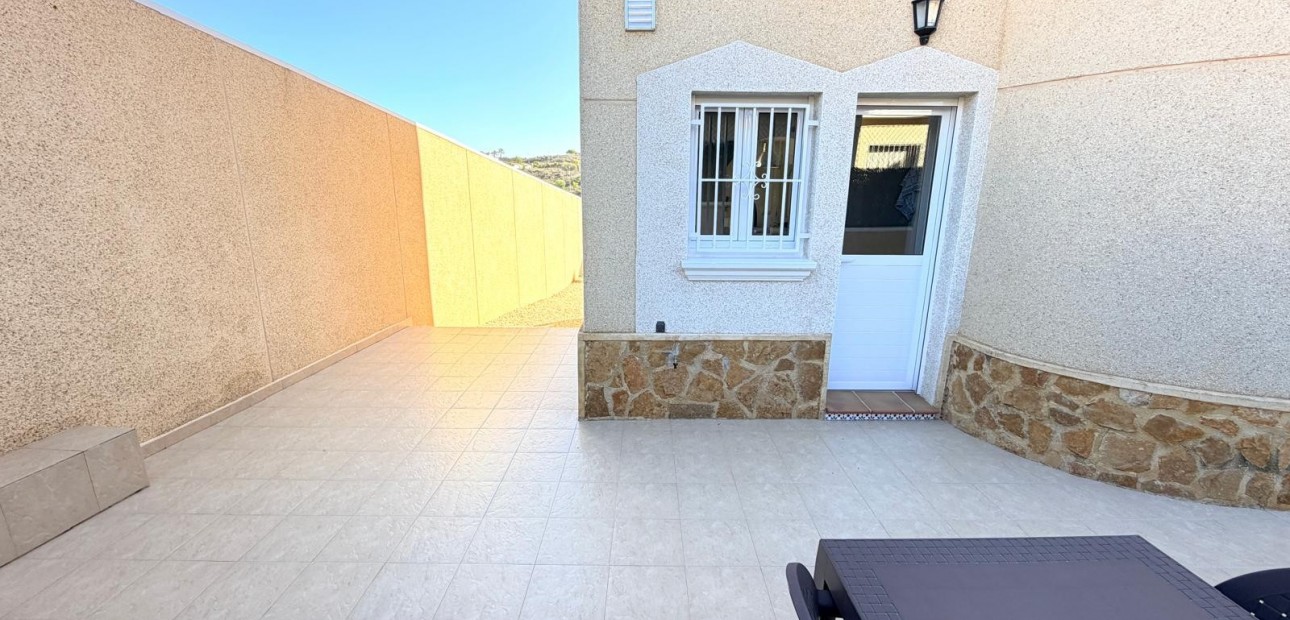 Sale - Semi Detached Villa -
Ciudad Quesada - La Marquesa