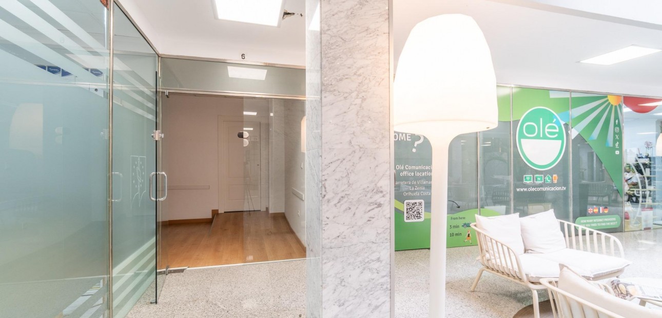 Verhuur - Commercial Unit -
Orihuela Costa - Playa Flamenca