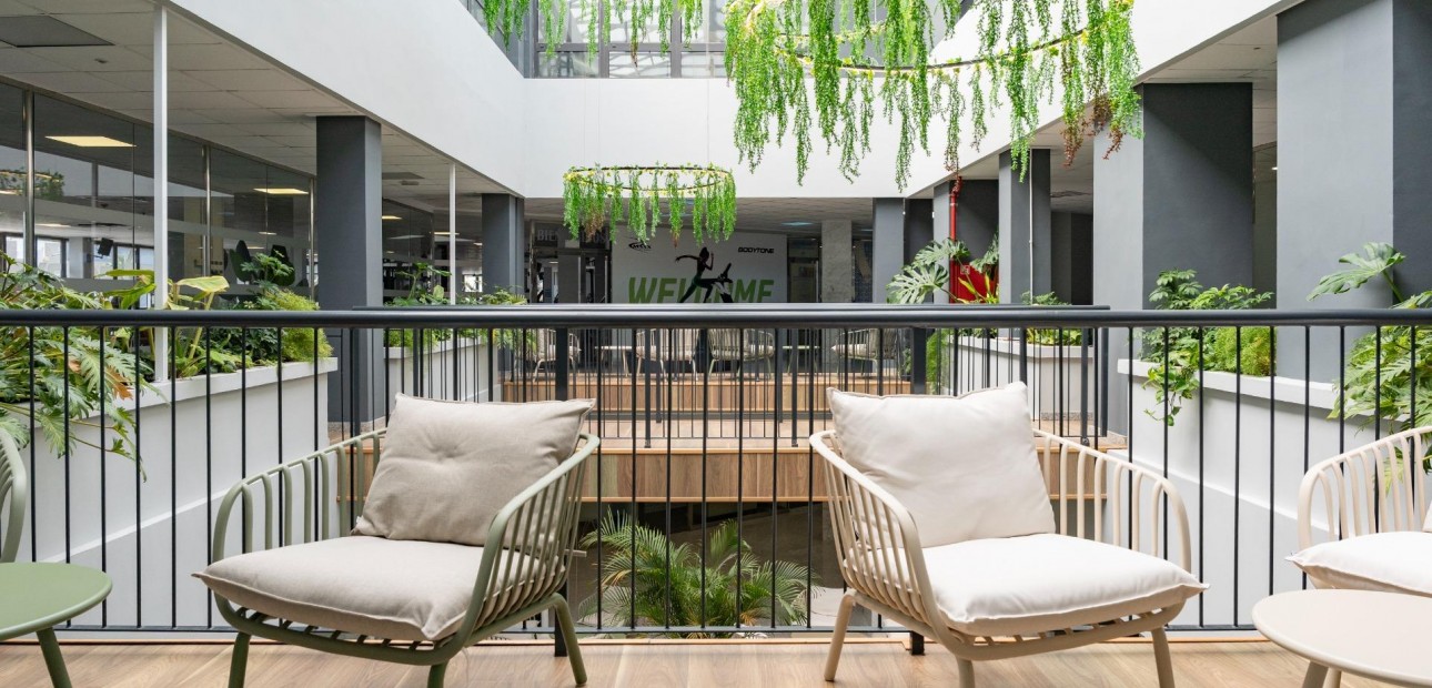 Verhuur - Commercial Unit -
Orihuela Costa - Playa Flamenca