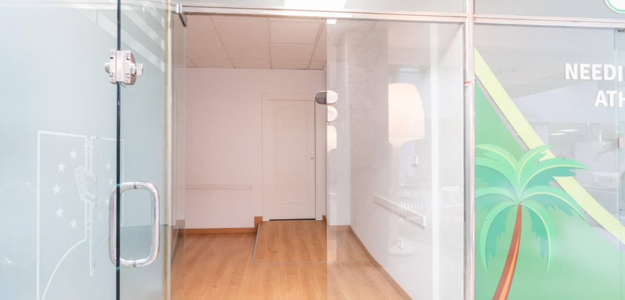 Verhuur - Commercial Unit -
Orihuela Costa - Playa Flamenca