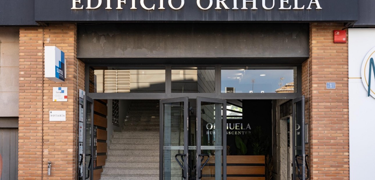 Verhuur - Commercial Unit -
Orihuela Costa - Playa Flamenca