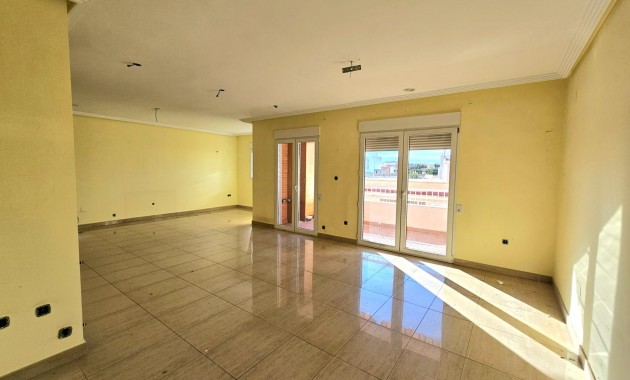 Sale - Apartment / flat -
Torrevieja - torrevieja