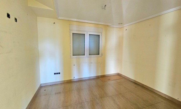 Sale - Apartment / flat -
Torrevieja - torrevieja