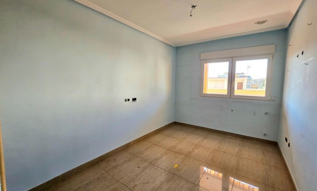 Sale - Apartment / flat -
Torrevieja - torrevieja