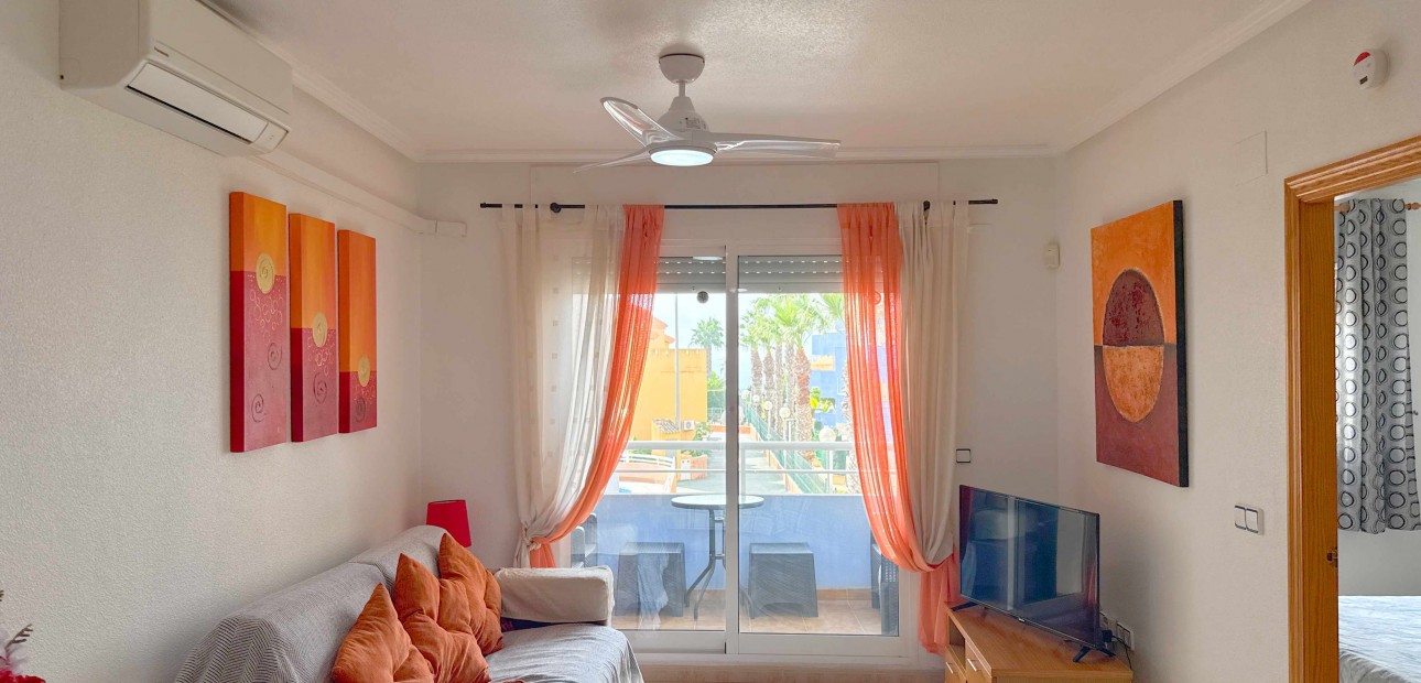 Sale - Apartment / flat -
Orihuela Costa - Cabo Roig