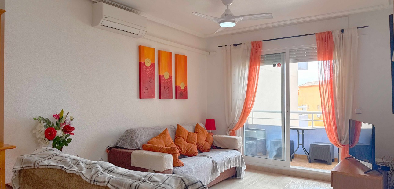 Sale - Apartment / flat -
Orihuela Costa - Cabo Roig