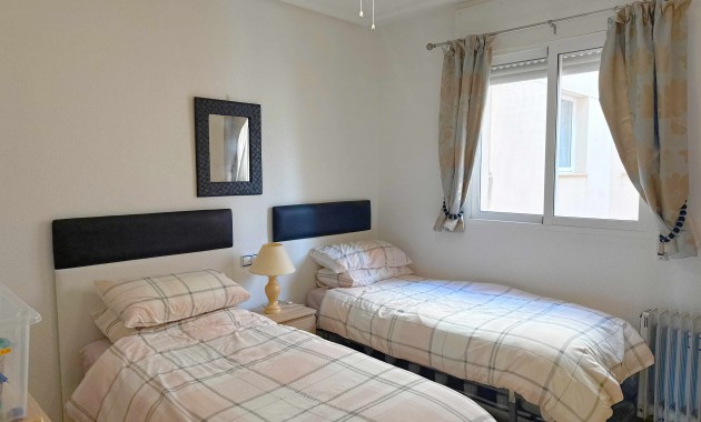 Sale - Apartment / flat -
Orihuela Costa - Cabo Roig