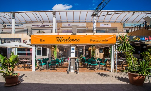 Sale - Commercial property -
Orihuela - Los Balcones Y los Altos