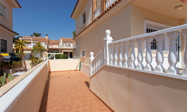 Sale - Villa -
Torrevieja