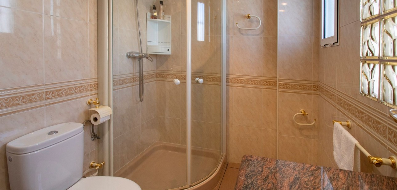 Sale - Villa -
Torrevieja