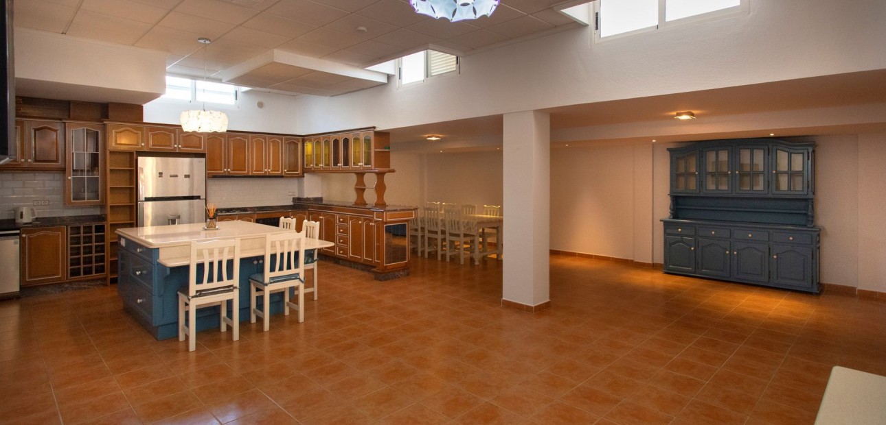 Sale - Villa -
Torrevieja