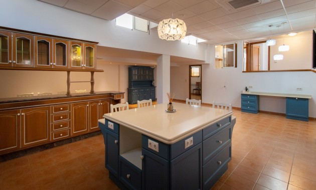 Sale - Villa -
Torrevieja