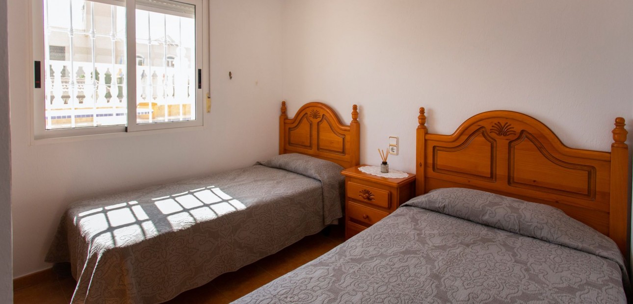 Sale - Villa -
Torrevieja