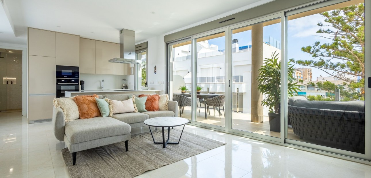 Sale - Apartment / flat -
Torrevieja