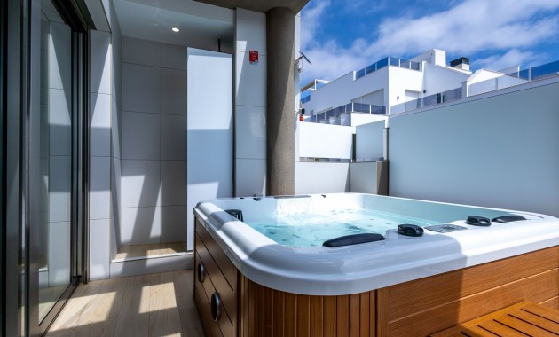 Sale - Apartment / flat -
Torrevieja