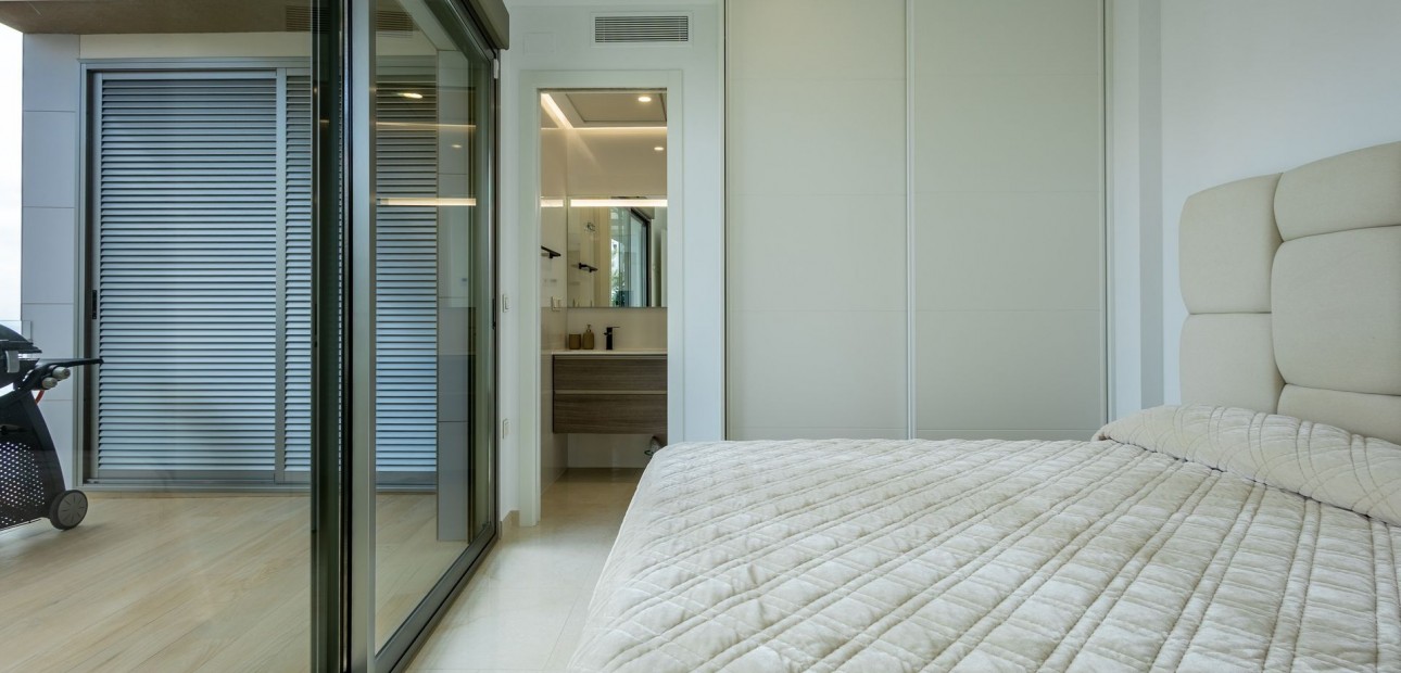 Sale - Apartment / flat -
Torrevieja