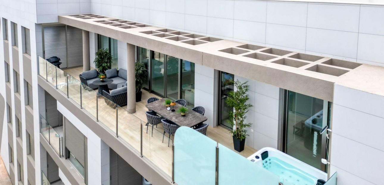 Sale - Apartment / flat -
Torrevieja