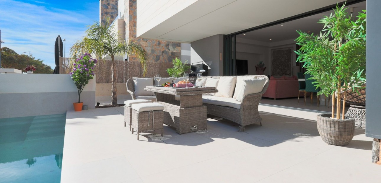 Sale - Villa -
Santa Rosalía