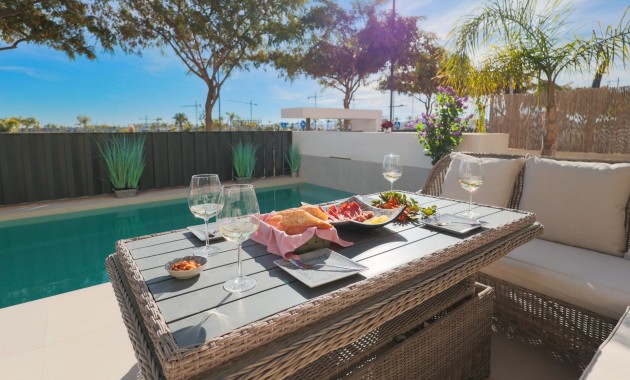 Sale - Villa -
Santa Rosalía