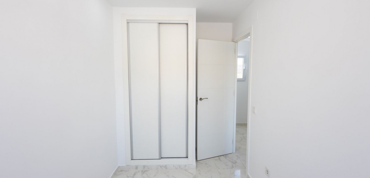 Sale - Town house -
Los Balcones