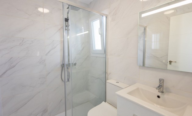 Sale - Town house -
Los Balcones