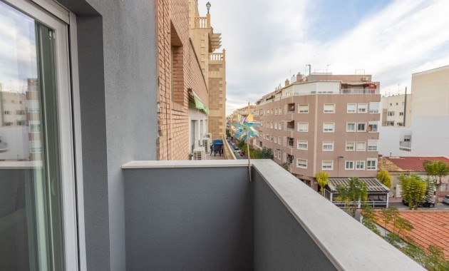 Herverkoop - Appartement / flat -
Torrevieja