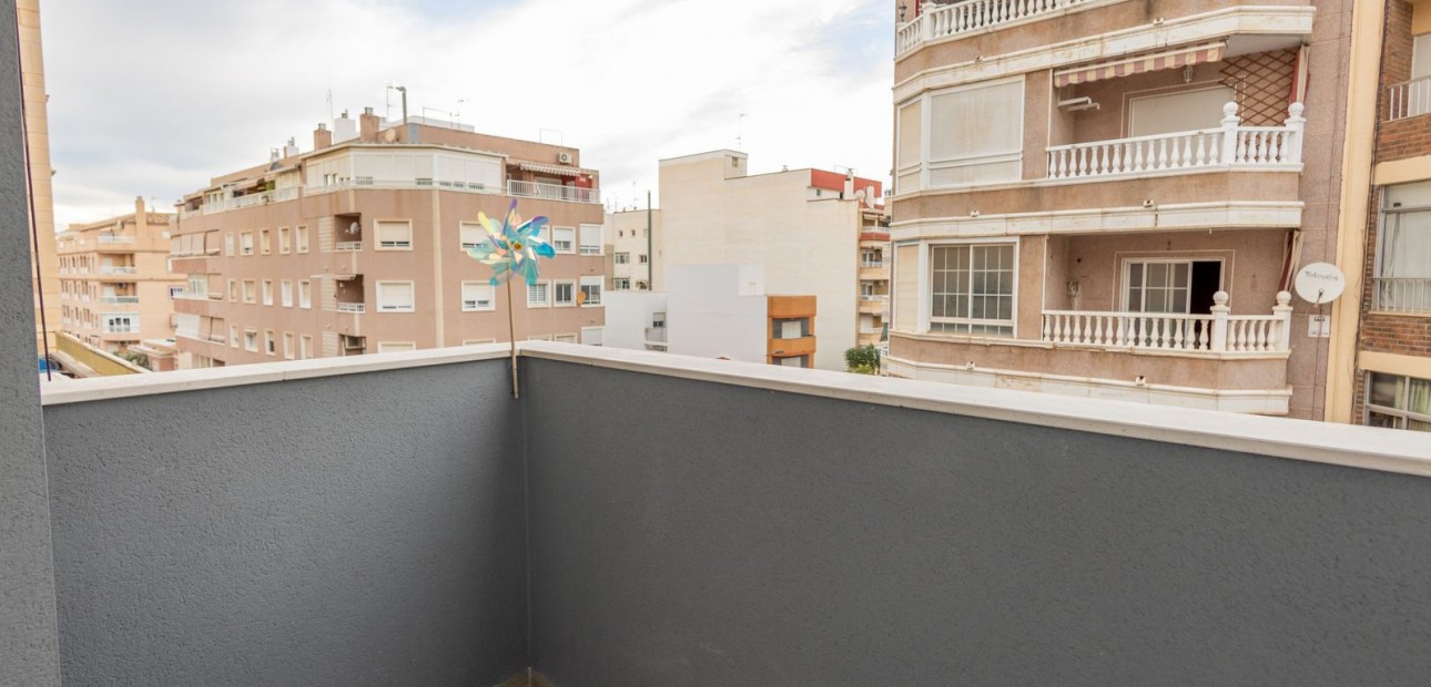 Herverkoop - Appartement / flat -
Torrevieja
