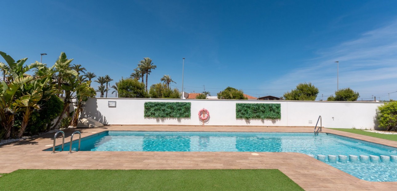 Herverkoop - Appartement / flat -
San Pedro del Pinatar
