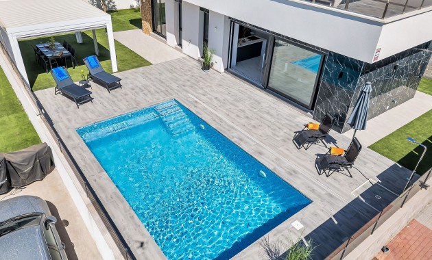 Herverkoop - Villa -
Torrevieja