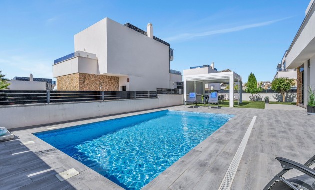 Herverkoop - Villa -
Torrevieja