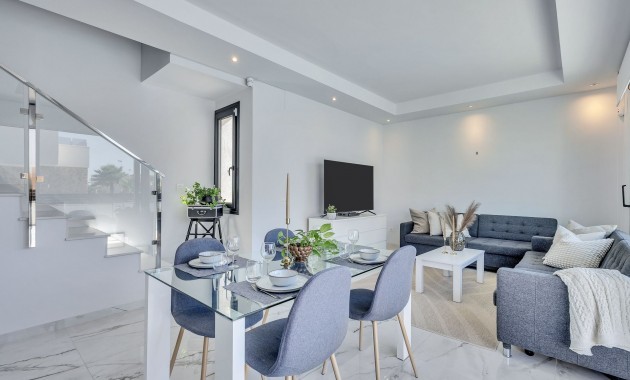 Herverkoop - Villa -
Torrevieja