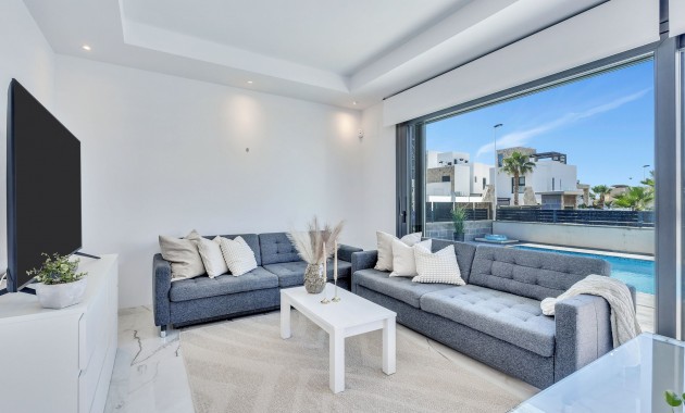 Herverkoop - Villa -
Torrevieja