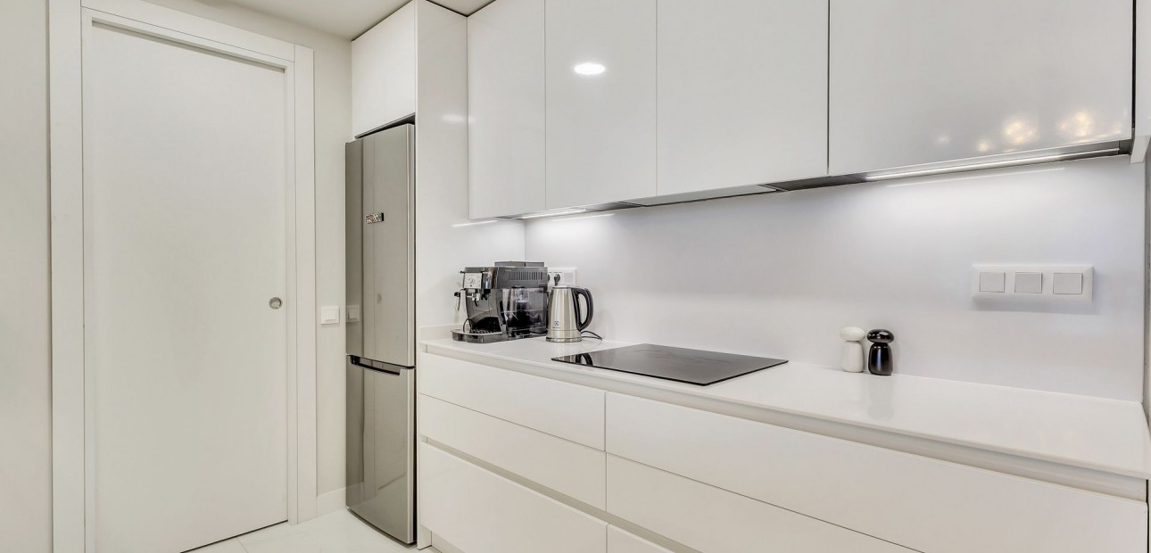 Sale - Apartment / flat -
Benidorm