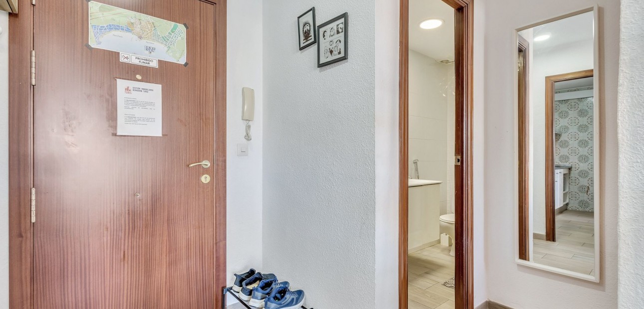 Sale - Apartment / flat -
Benidorm