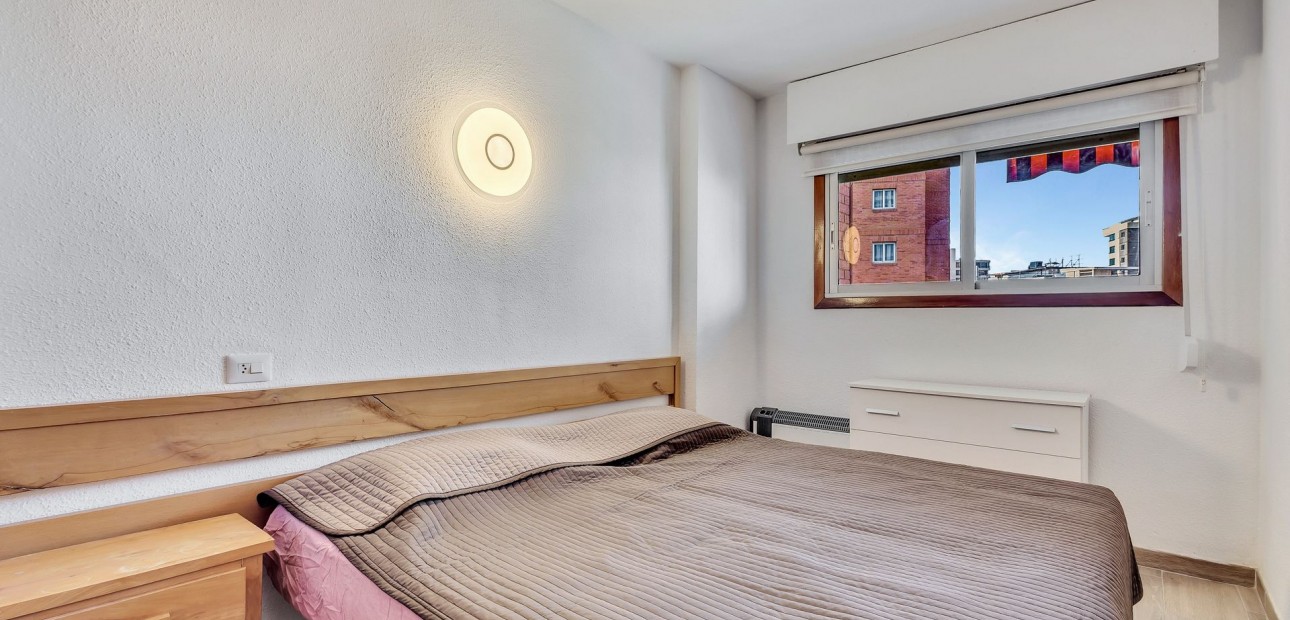 Sale - Apartment / flat -
Benidorm