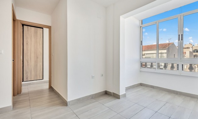 Sale - Apartment / flat -
Torrevieja