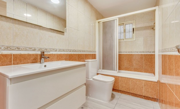 Sale - Apartment / flat -
Torrevieja